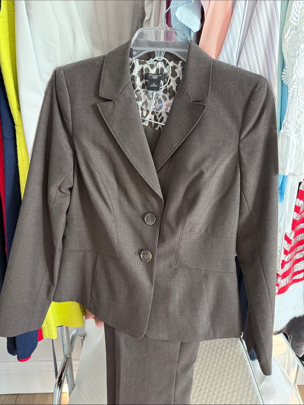 Ann Taylor Brown Two-Button Women's Blazer and Pant Suit Set